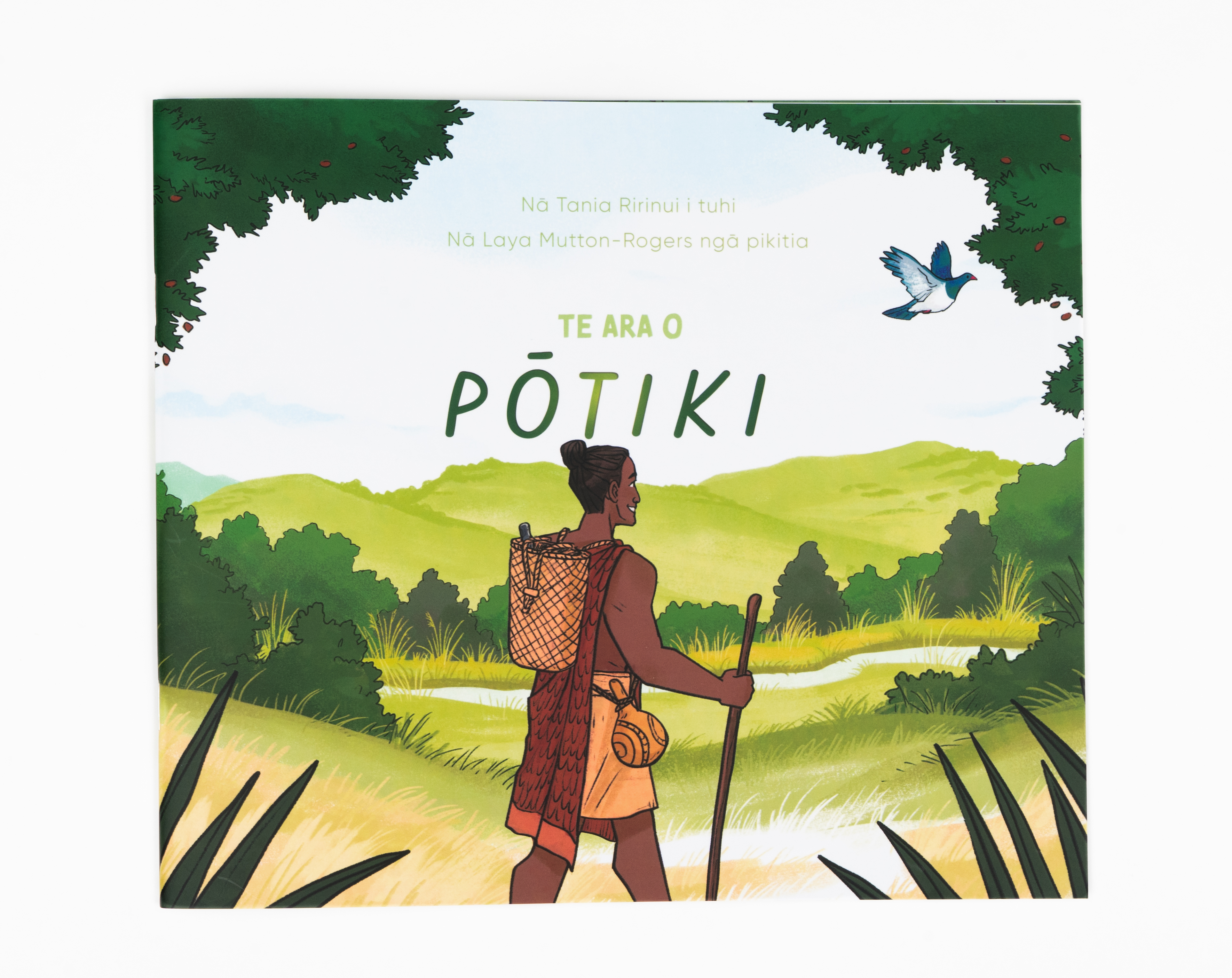 Te Ara o Potiki picture book HC272